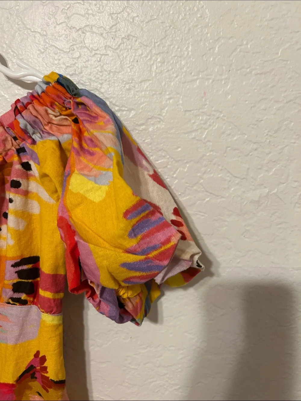 🎀FARM RIO yellow off the shoulder dress size XS GUC puff sleeves parrot print - Picture 4 of 12